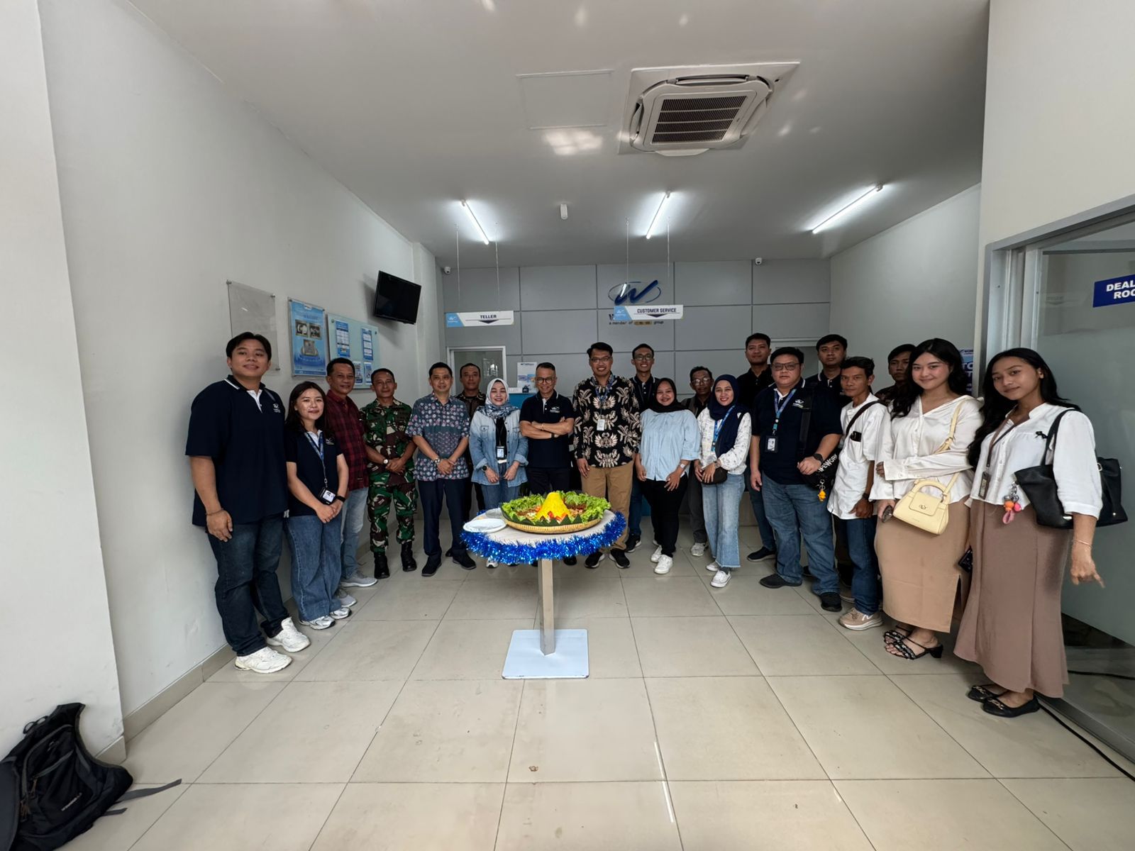 Peresmian kantor cabang WOM Finance Bekasi 1